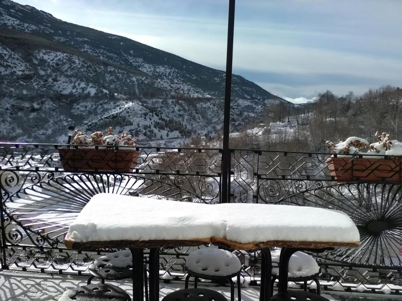 לינה וארוחת בוקר Trevélez Refugio Alpujarra Alta מראה חיצוני תמונה